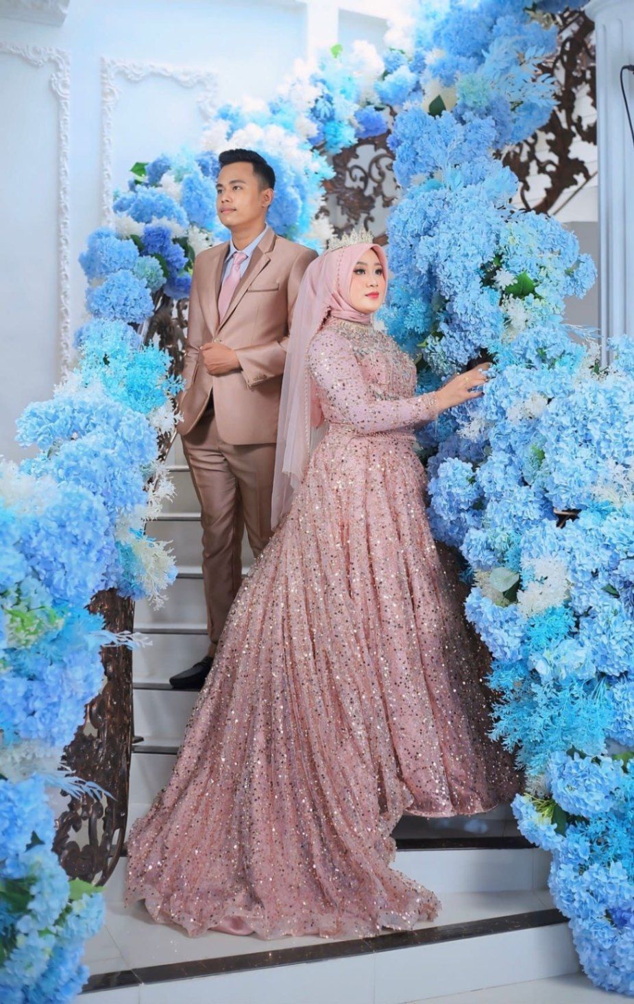 cover-knokhm-q9fdvr-1755859750073-EtOM9a